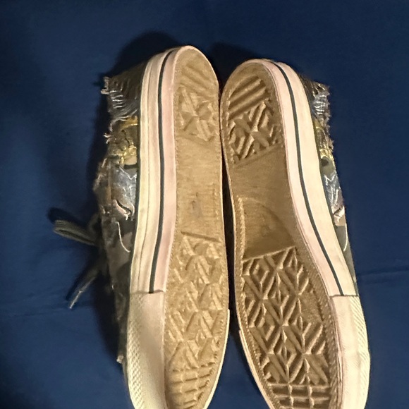 Skechers Camo Canvas Sneakers with Yellow Highlights - Picture 7 of 7